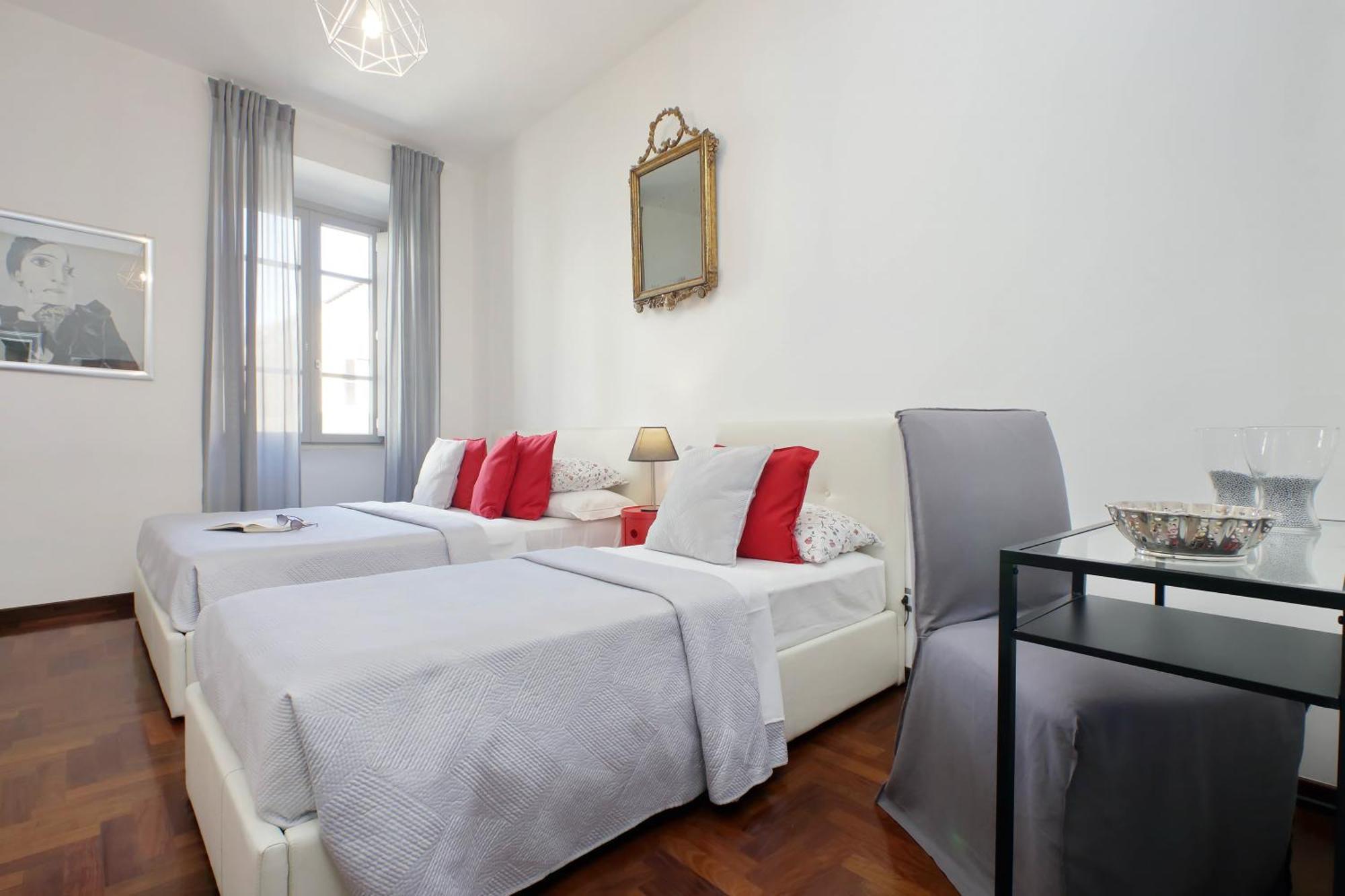 Luxury Apartment Vaticano-S'Peter Basilica - Netflix Wifi - Aircond ローマ エクステリア 写真